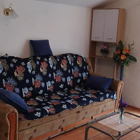 Apartment Monica Сень Екстер'єр фото